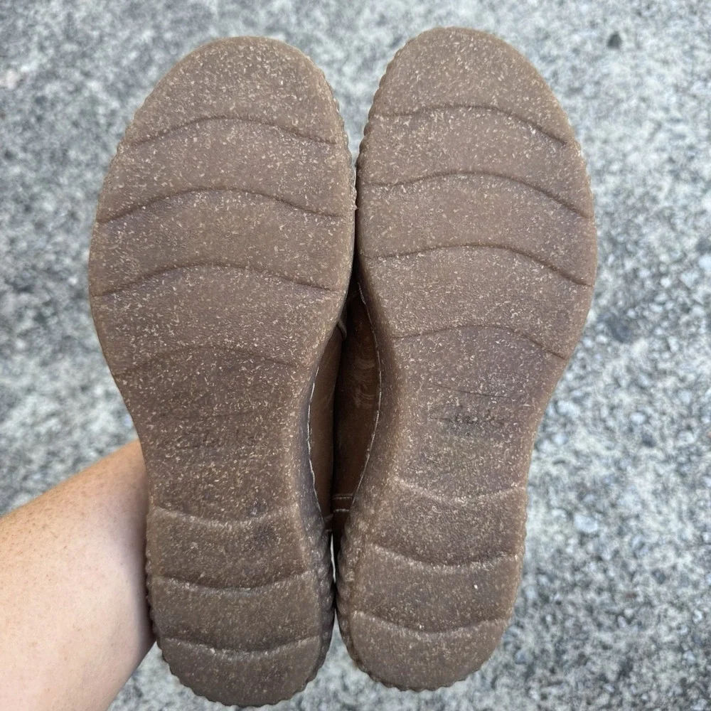 Clarks Brown Caroline Pearl Slip-On Flats Women's Sz 9 Loafer Dark Tan Leather